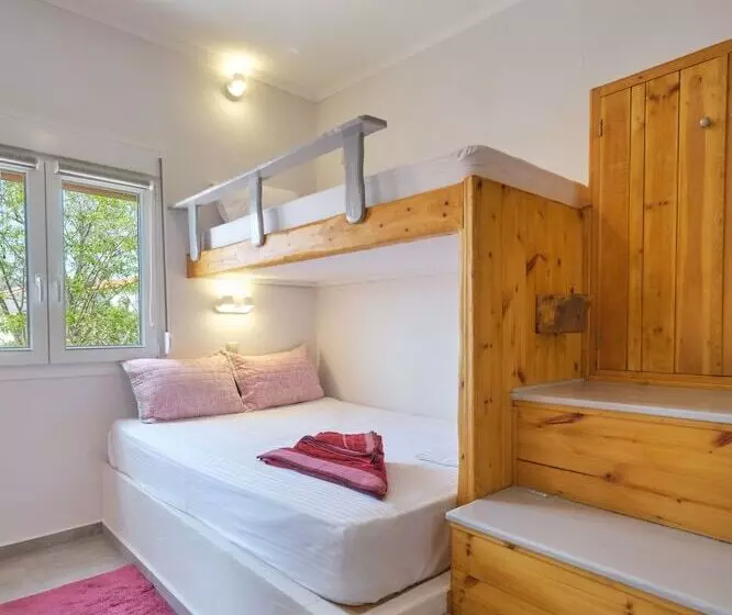 Eressian Lodgings Apartments