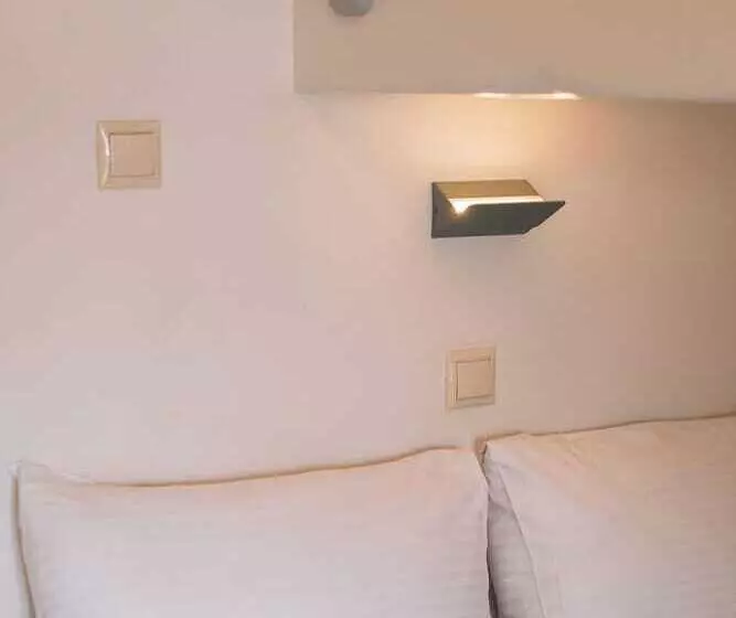 Eressian Lodgings Apartments