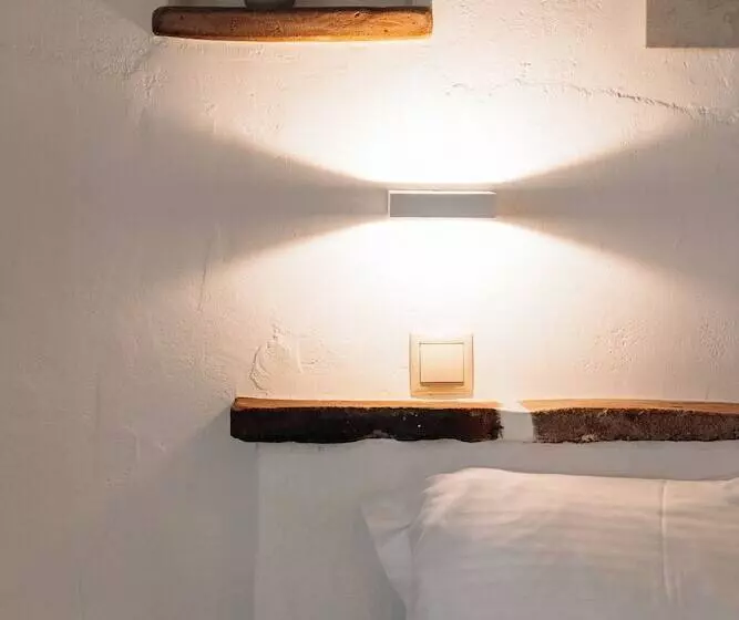 Eressian Lodgings Apartments