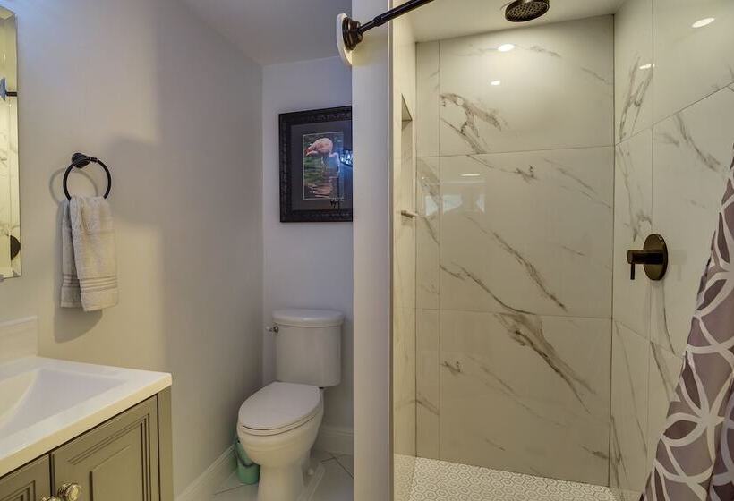 Melbourne Escape W/ Screened Patio, Near Beaches!