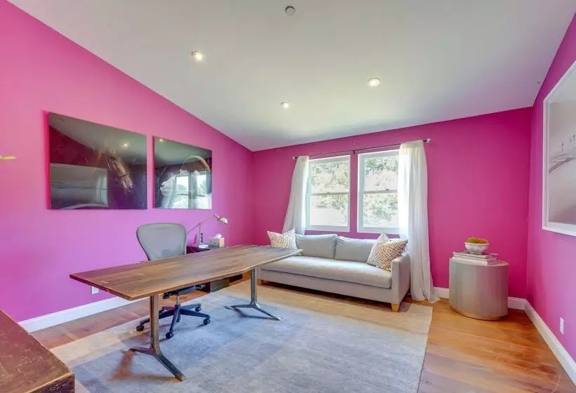 Gorgeous Carpinteria Home: Pool, Spa, Fireplaces!