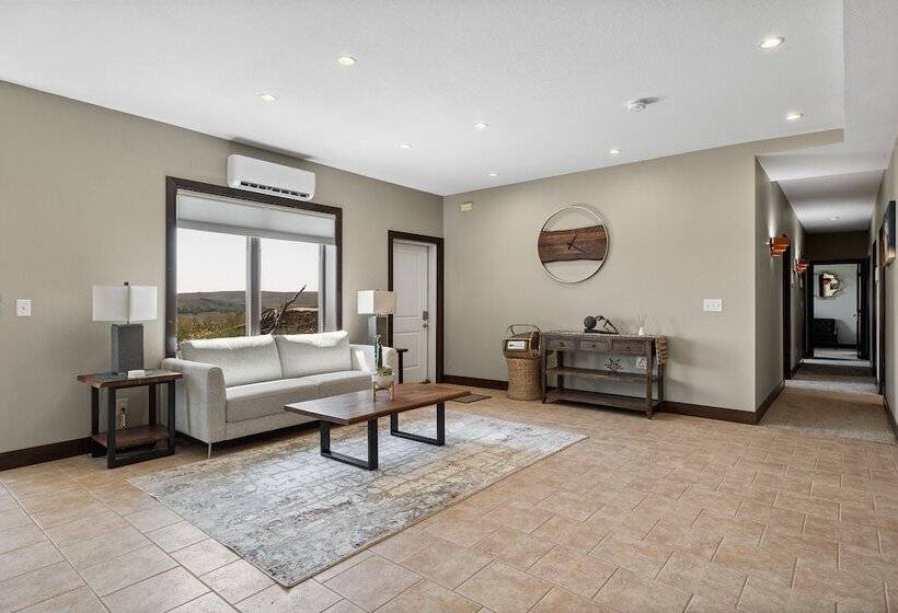 בית מלון כפרי Cheyenne River Ranch With Hot Tub