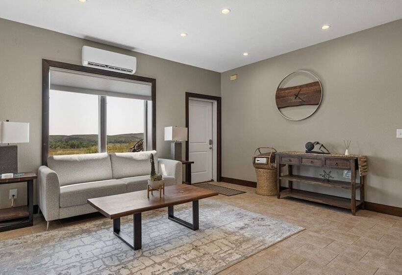 בית מלון כפרי Cheyenne River Ranch With Hot Tub