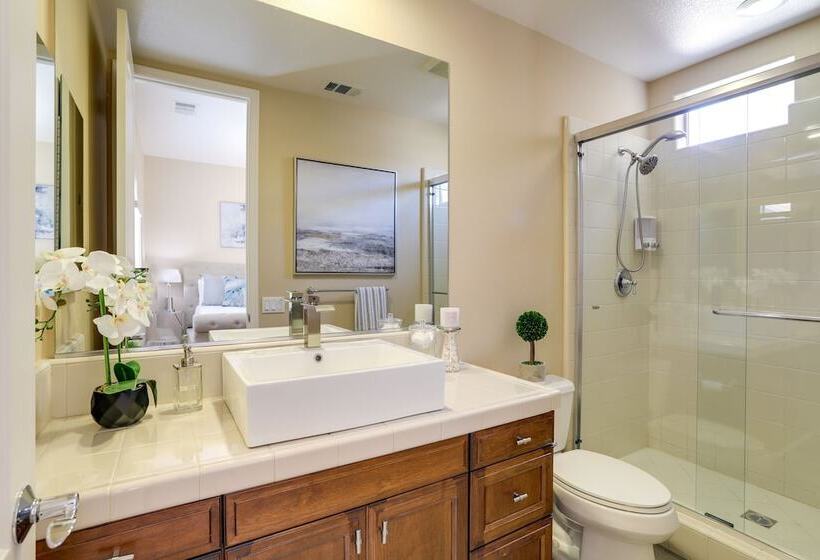 Luxury Palm Desert Vacation Home W/ Private Oasis