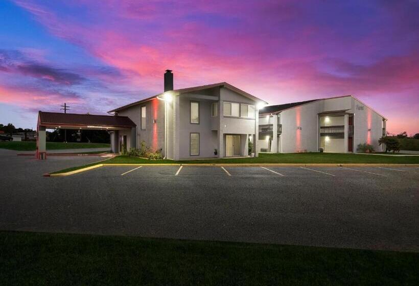 فندق على الطريق Red Roof Inn Madisonville