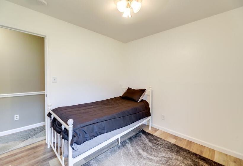 New Bern Vacation Rental: 2 Mi To Downtown