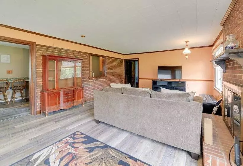 New Bern Vacation Rental: 2 Mi To Downtown
