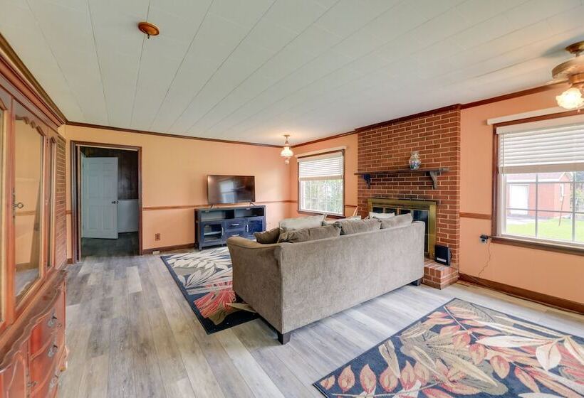 New Bern Vacation Rental: 2 Mi To Downtown