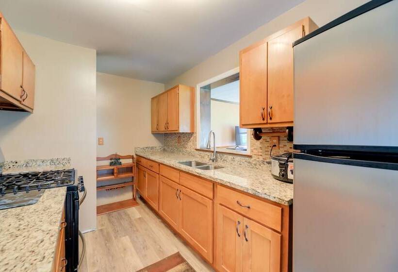 New Bern Vacation Rental: 2 Mi To Downtown