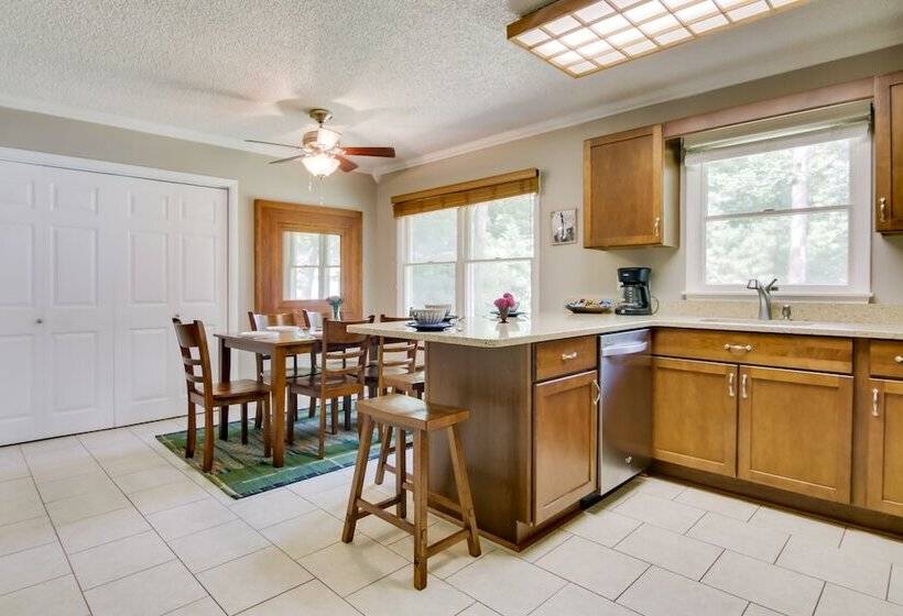 Ocean Pines Hideaway W/ Fire Pit & Gas Grill!