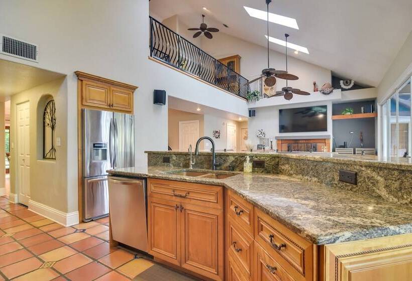 Palm Harbor Home W/ Private Pool, 4 Mi To Beach