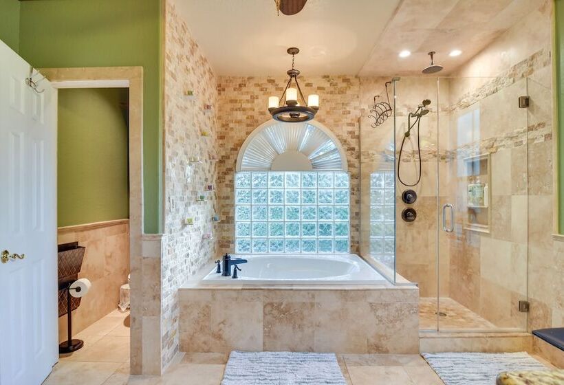 Palm Harbor Home W/ Private Pool, 4 Mi To Beach