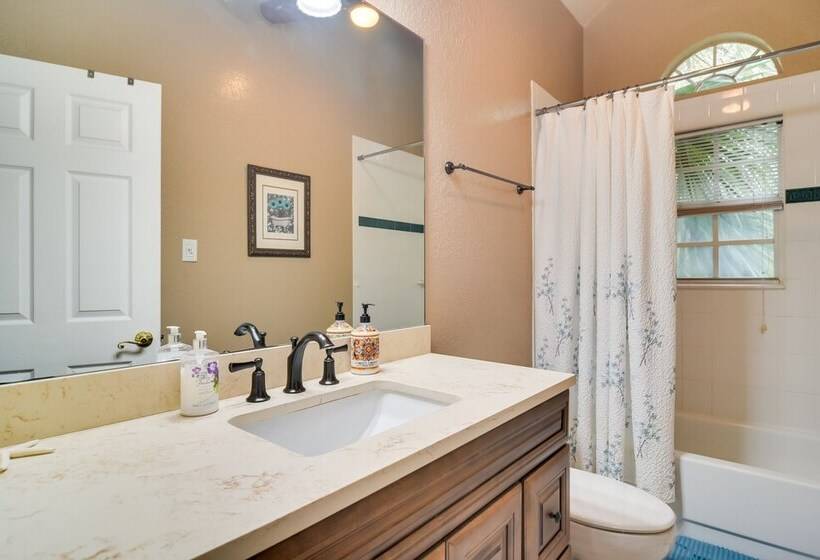 Palm Harbor Home W/ Private Pool, 4 Mi To Beach