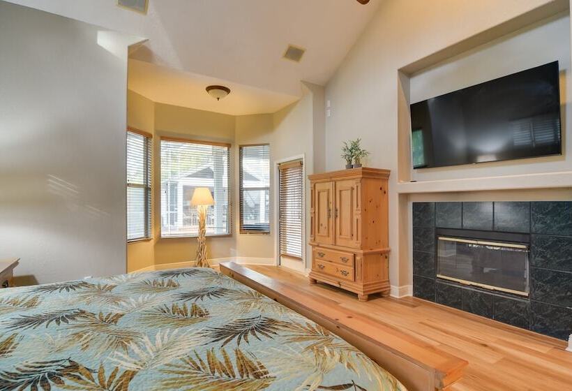 Palm Harbor Home W/ Private Pool, 4 Mi To Beach