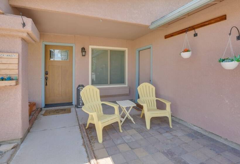 Pet Friendly Tucson Home W/ Gas Grill & Fire Pit!