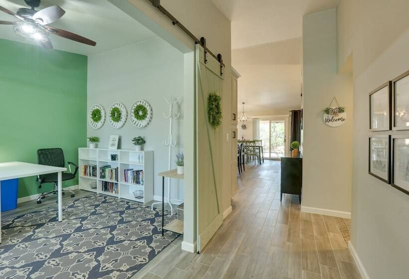 Pet Friendly Tucson Home W/ Gas Grill & Fire Pit!