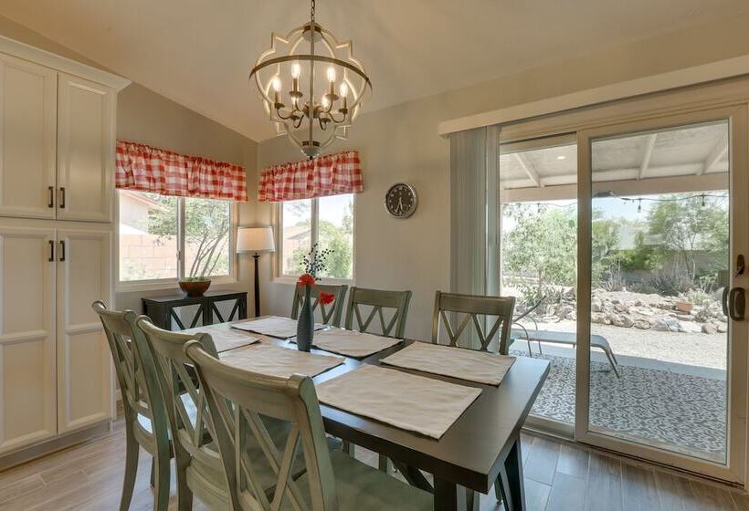 Pet Friendly Tucson Home W/ Gas Grill & Fire Pit!