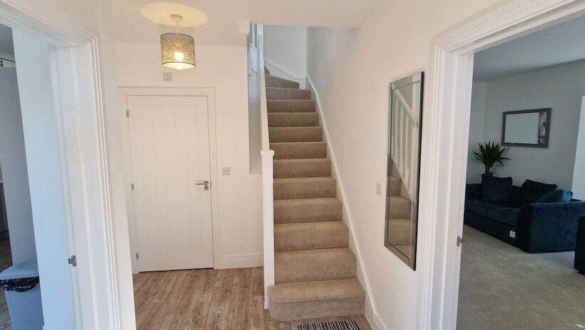 레지던스 Brand New Entire 4 Bed House In Peterborough