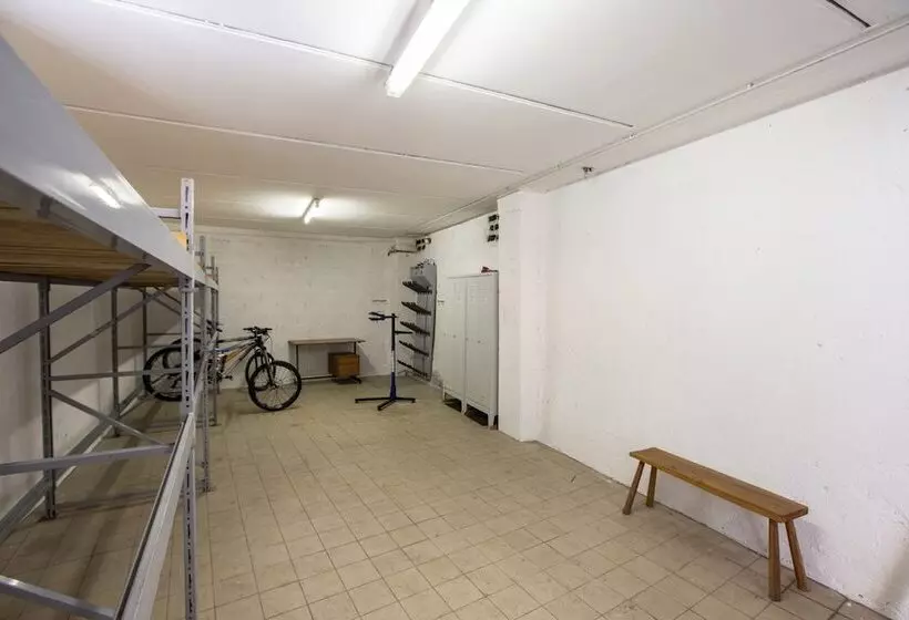 اقامتگاه Casa Alpina   Aosta