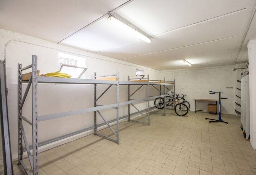 اقامتگاه Casa Alpina Aosta