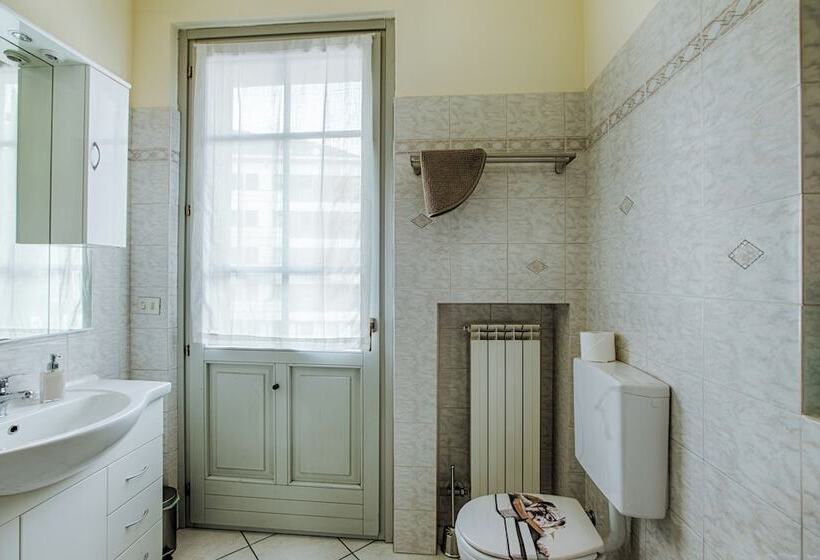 اقامتگاه Casa Alpina Aosta