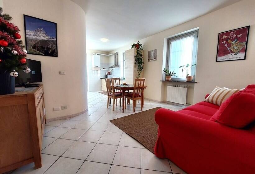 اقامتگاه Casa Alpina Aosta