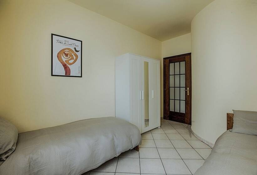 اقامتگاه Casa Alpina Aosta