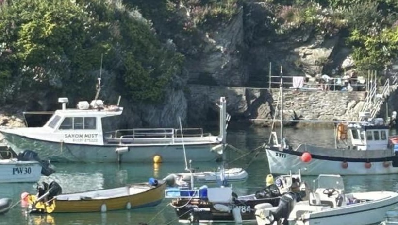 Residens Impeccable 3 Bed House In Newquay