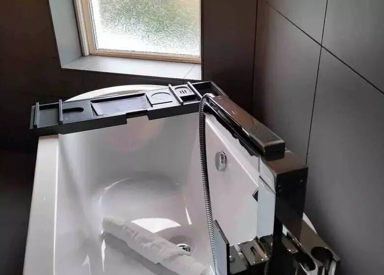 اقامتگاه Impeccable 3 Bed House In Newquay