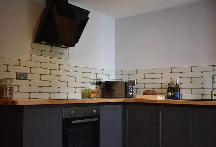 Residenssi Luxury 2 Bed Barn Conversion In Llansteffan