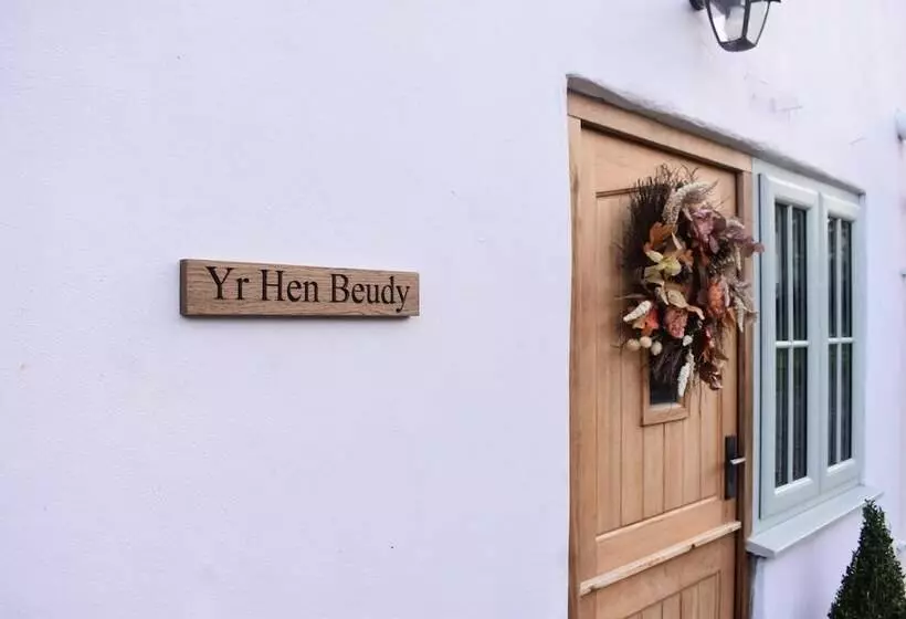 Residenssi Luxury 2 Bed Barn Conversion In Llansteffan