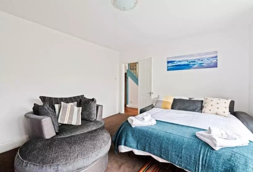 レジデンス Stunning 5 Bed House In Leeds Contractors Welcome