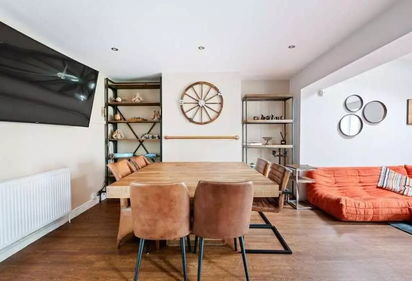 レジデンス Stunning 5 Bed House In Leeds Contractors Welcome