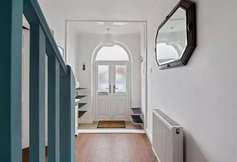 レジデンス Stunning 5 Bed House In Leeds Contractors Welcome