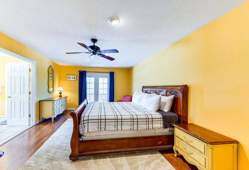 Secluded Mesa Home W/ Pool, Outdoor Kitchen & Bar!