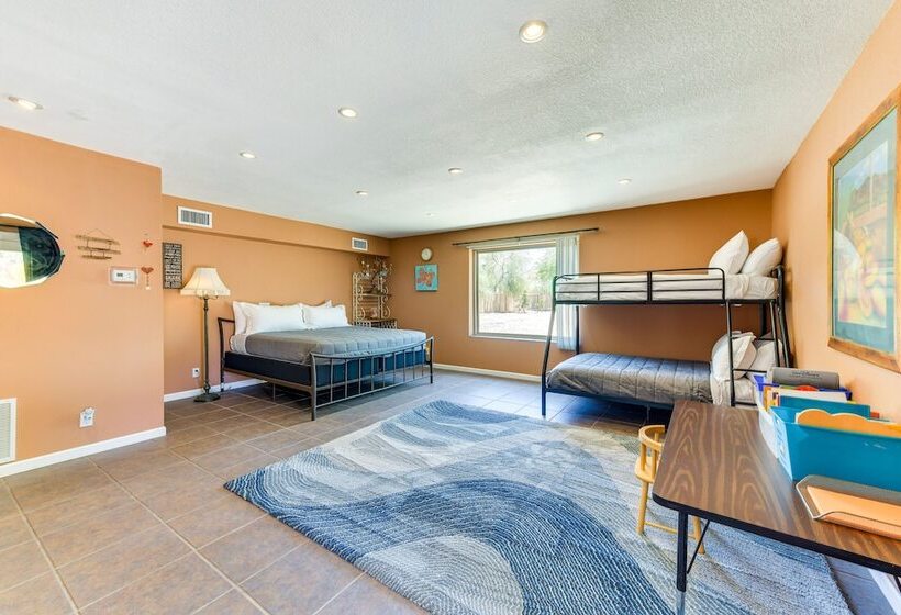 Secluded Mesa Home W/ Pool, Outdoor Kitchen & Bar!