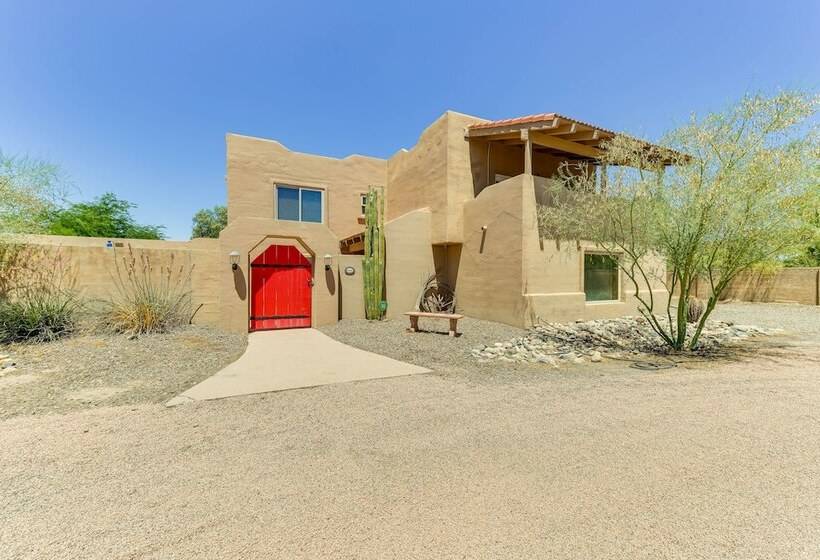 Secluded Mesa Home W/ Pool, Outdoor Kitchen & Bar!