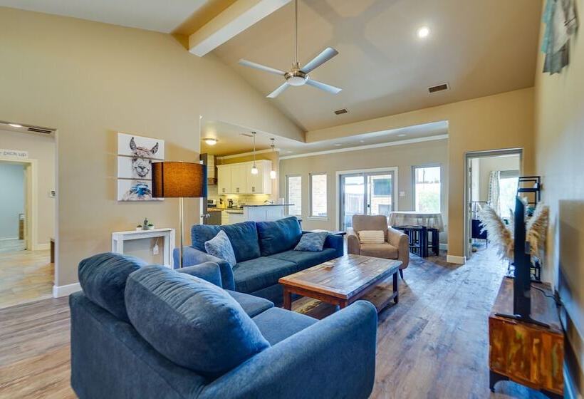 Spacious Lubbock Home W/ Private Pool & Yard!