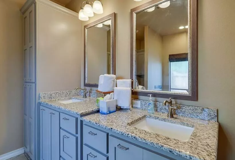 Spacious Lubbock Home W/ Private Pool & Yard!
