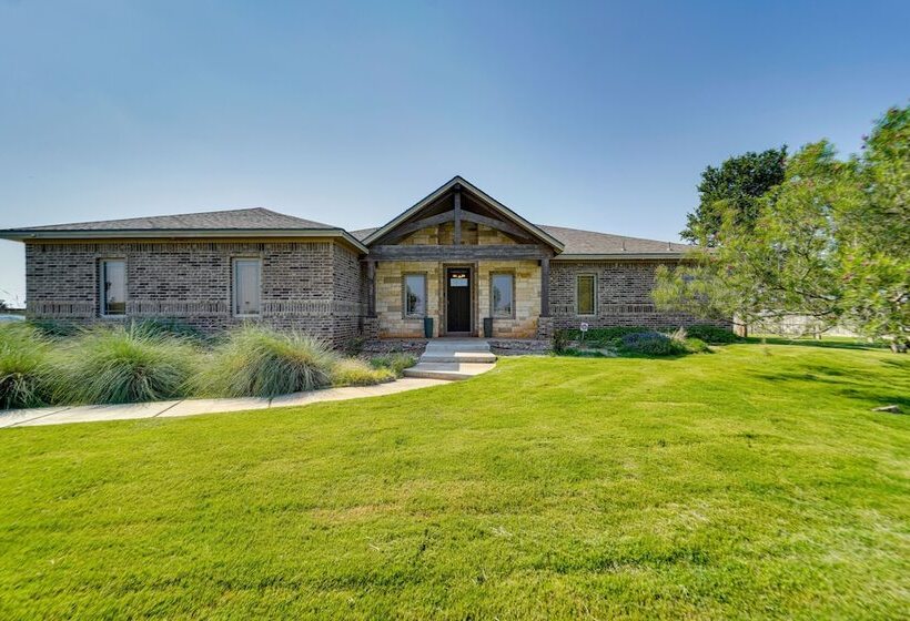 Spacious Lubbock Home W/ Private Pool & Yard!
