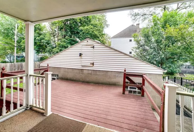 Spacious Pittsburgh Rental: Walk To Frick Park!