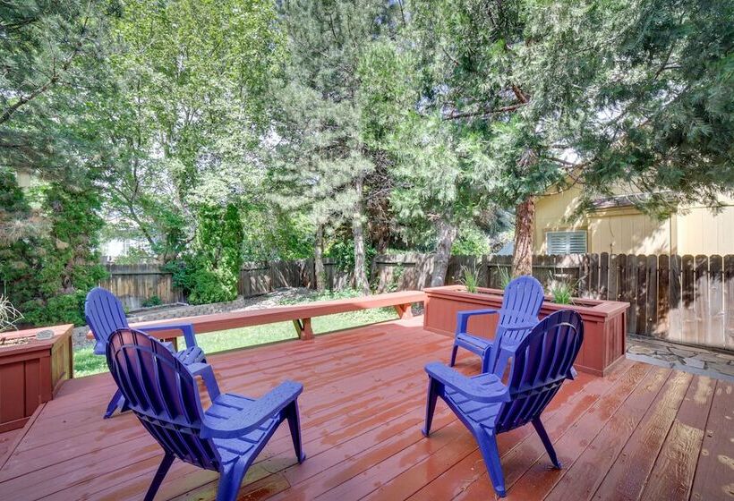 Spacious Reno Home W/ Deck ~ 1 Mi To Downtown!