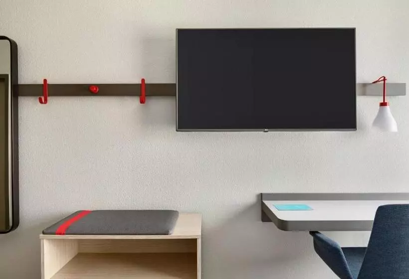 Avid Hotel Traverse City, An Ihg