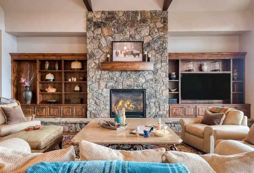 Heritage By Avantstay Luxe Oregon Retreat + Deck