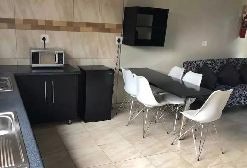 ホテル Dam Vista Retreat