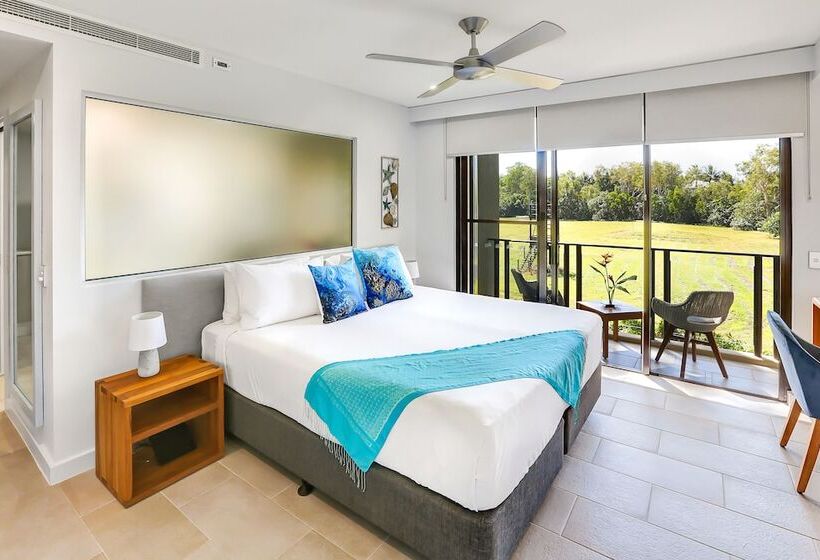 ホテル Elysium Triton By The Sea