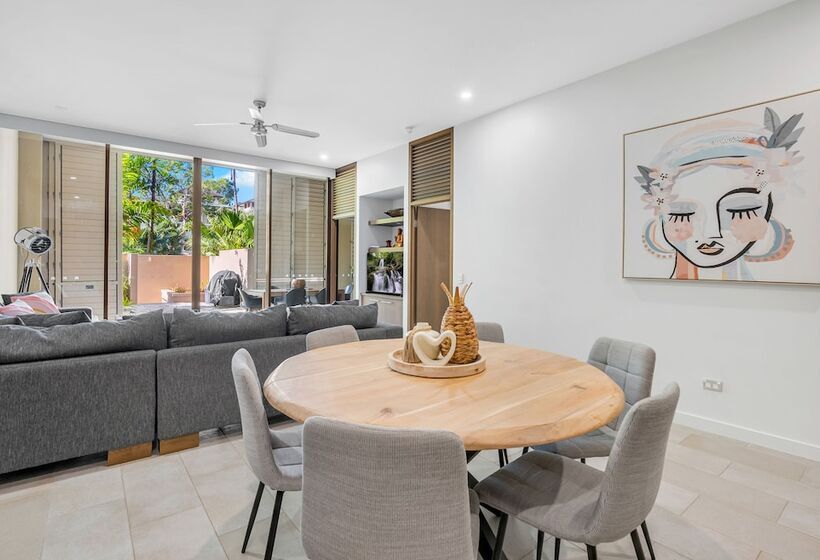 ホテル Elysium Triton By The Sea