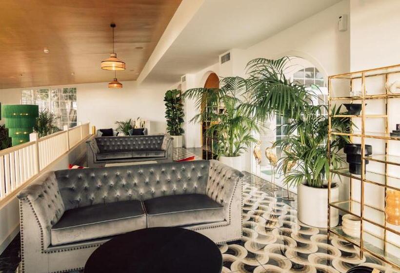 هتل Estefania Boutique Suites