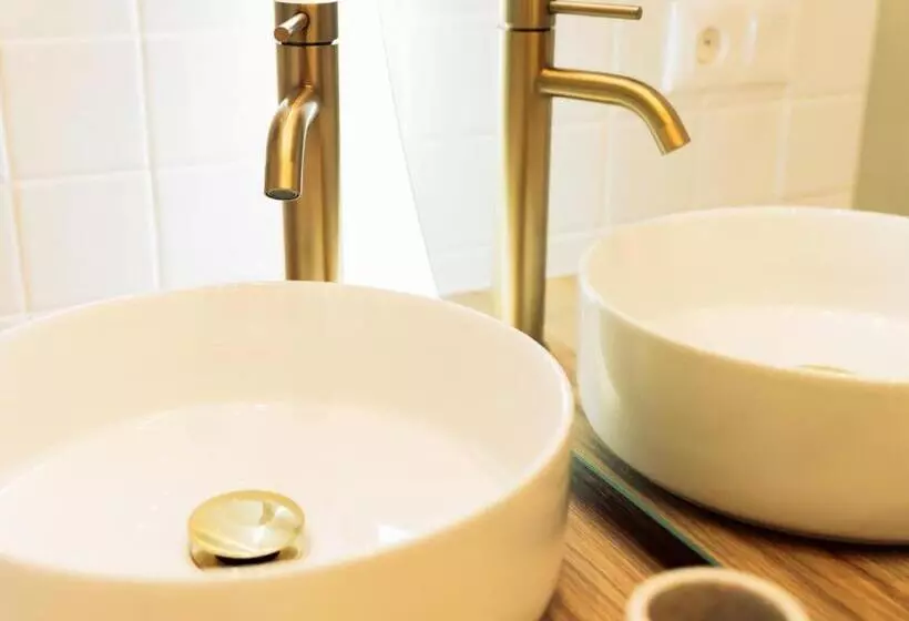 Hotelli Estefania Boutique Suites