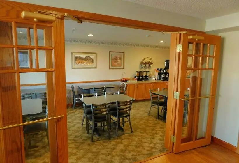 ホテル Northwoods Best Inn  Turtle Lake